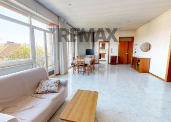 Sala da pranzo - Semi-detached house Via Giuseppe Verdi
Snc, Magione - photo 2