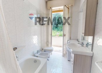 Bagno - Semi-detached house Via Giuseppe Verdi
Snc, Magione - photo 11