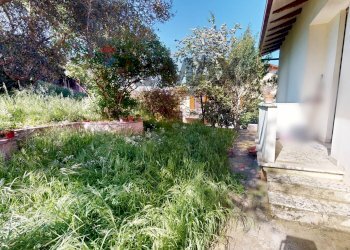 Giardino - Semi-detached house Via Giuseppe Verdi
Snc, Magione - photo 17