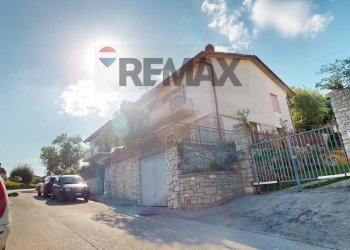 Casa all\'aperto - Semi-detached house Via Giuseppe Verdi
Snc, Magione - photo 19