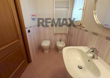 Bagno - Three-room apartment Via Del Fosso
 
9, Perugia - photo 25
