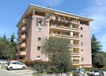 Edificio all\'aperto - Three-room apartment Via Emanuele Petri
 
6, Corciano - photo 1