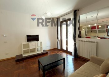 Soggiorno - Three-room apartment Via Emanuele Petri
 
6, Corciano - photo 11