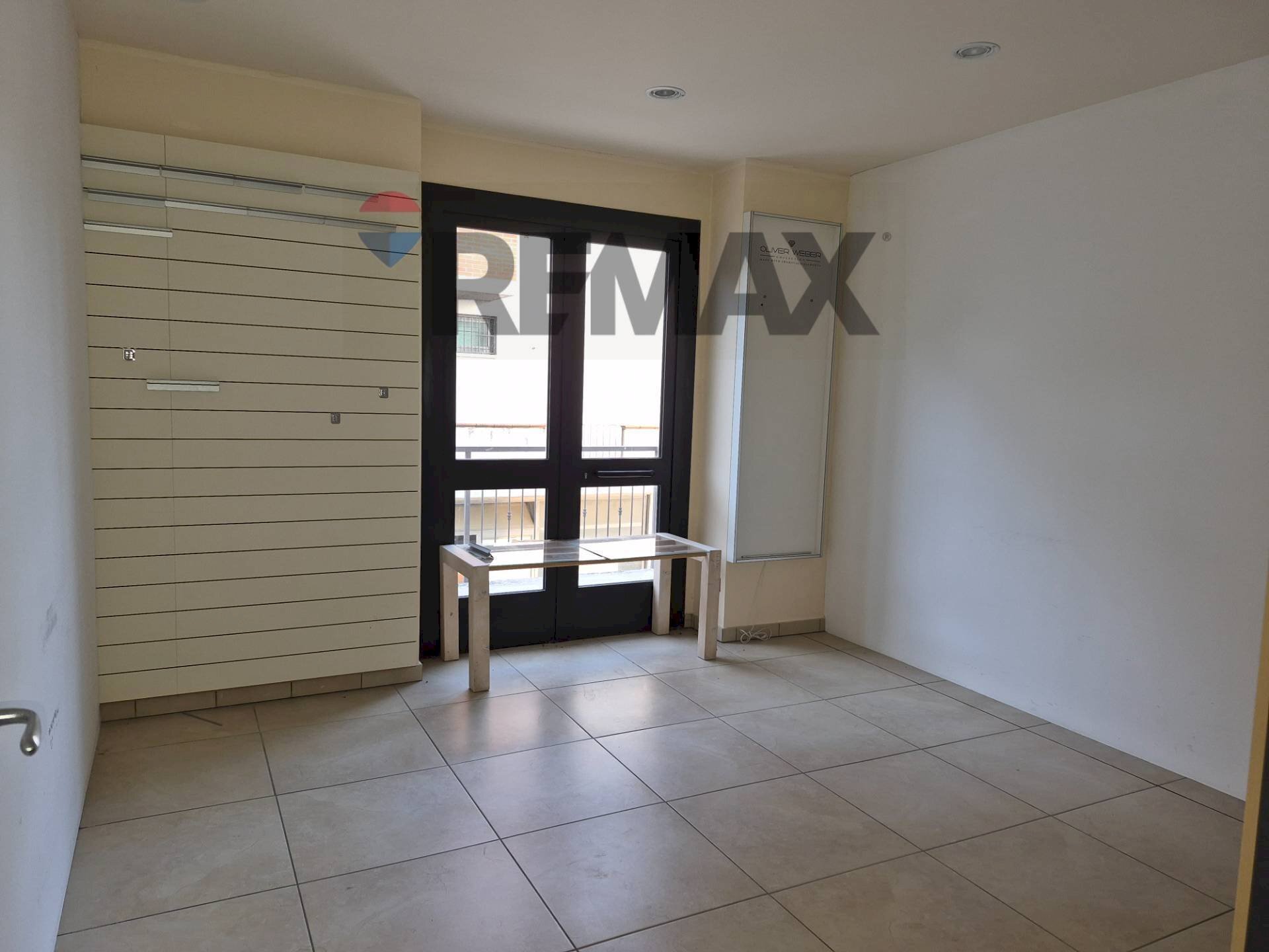 Stanza vuota - Commercial Premises VIA ALFONSINA MORINI
39, Perugia - photo 3
