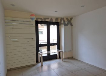 Stanza vuota - Commercial Premises VIA ALFONSINA MORINI
39, Perugia - photo 4