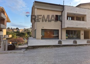 Casa all\'aperto - Commercial Premises VIA ALFONSINA MORINI
39, Perugia - photo 16