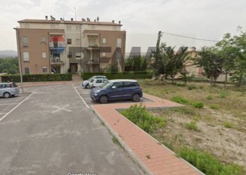 Edificio all\'aperto - Bilocale Strada Tiberina
 
58, Collazzone - foto 18