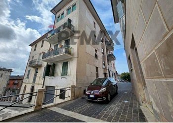 Edificio all\'aperto - Appartamento Via San Carlo
 
1, Magione - foto 6