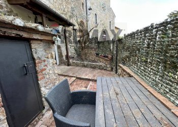 Terrazza - Two-room apartment VIA CANSACCHI
28, Amelia - photo 24