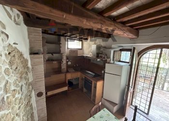 Cucina - Two-room apartment VIA CANSACCHI
28, Amelia - photo 34