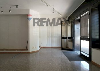 Stanza vuota - Commercial Premises Via Ruggero D'andreotto
5, Perugia - photo 9