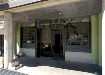 Edificio all\'aperto - Commercial Premises Via Ruggero D'andreotto
5, Perugia - photo 11