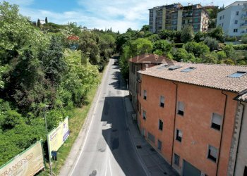 Edificio all\'aperto - Commercial Premises Via Ruggero D'andreotto
5, Perugia - photo 17