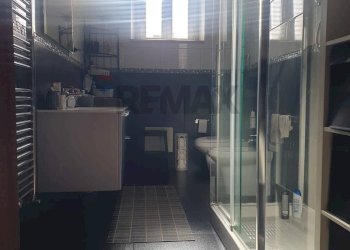 Bagno - Four-room apartment Caivano - photo 6