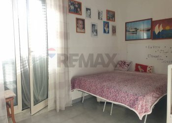 Camera / camera da letto - Four-room apartment Caivano - photo 7