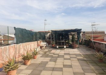 Terrazza - Four-room apartment Caivano - photo 11