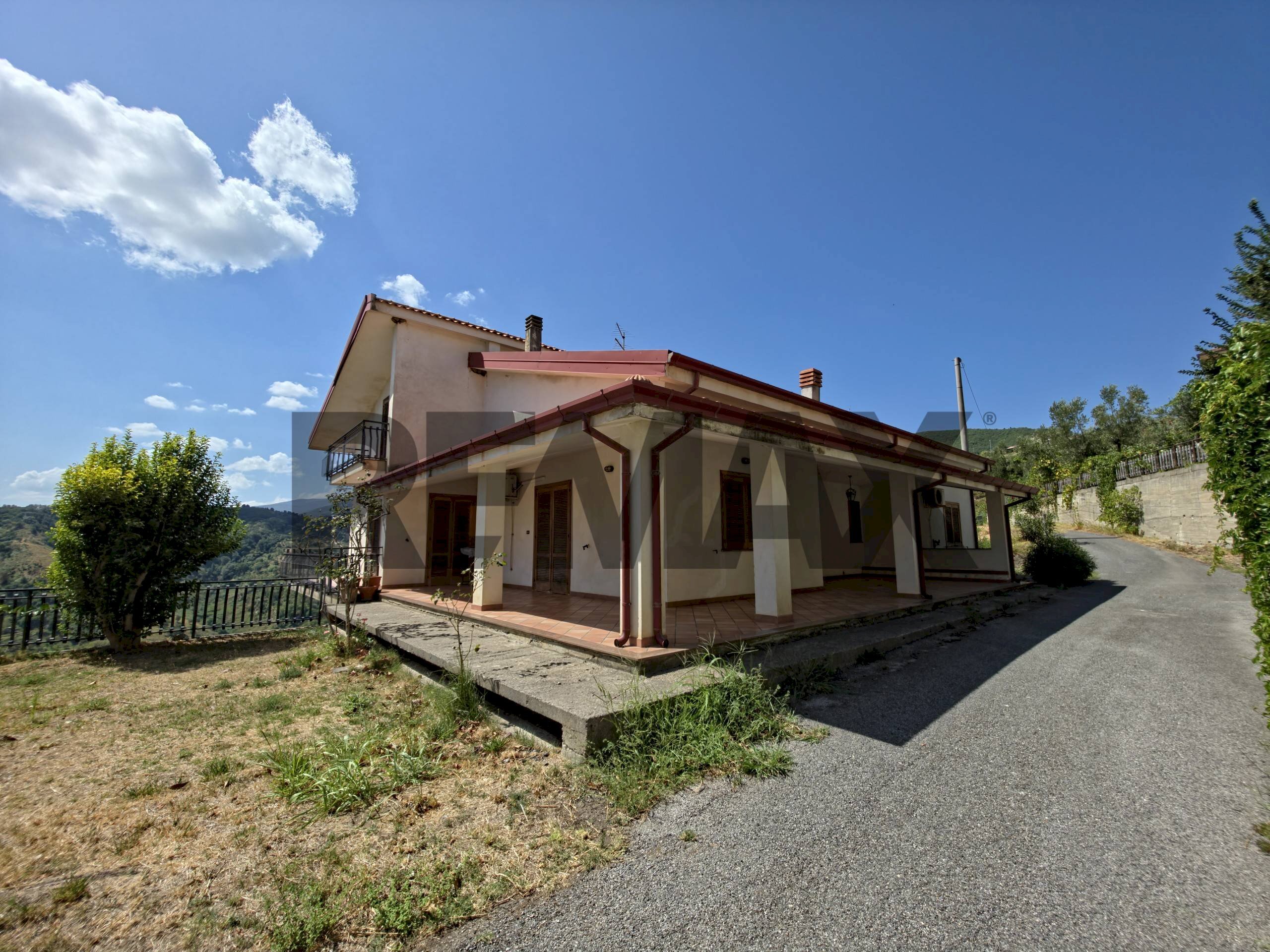 Casa all\'aperto - Villa VIALE MONSIGNOR DOMENICO PETRONI
 
53, Cervicati - photo 1
