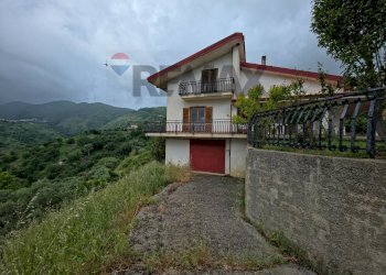 Casa all\'aperto - Villa VIALE MONSIGNOR DOMENICO PETRONI
 
53, Cervicati - foto 10
