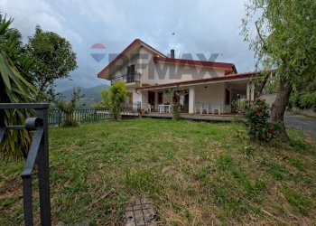 Casa all\'aperto - Villa VIALE MONSIGNOR DOMENICO PETRONI
 
53, Cervicati - foto 14