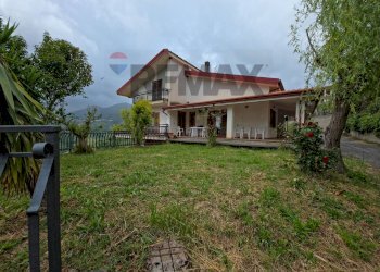 Casa all\'aperto - Villa VIALE MONSIGNOR DOMENICO PETRONI
 
53, Cervicati - foto 16