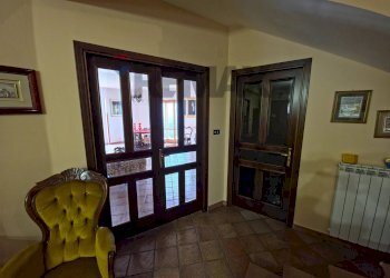 Hall / corridoio - Villa VIALE MONSIGNOR DOMENICO PETRONI
 
53, Cervicati - foto 41