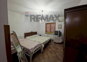 Camera / camera da letto - Villa VIALE MONSIGNOR DOMENICO PETRONI
 
53, Cervicati - foto 56