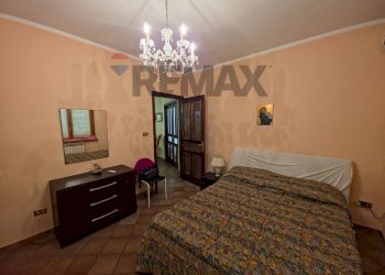 Camera / camera da letto - Villa VIALE MONSIGNOR DOMENICO PETRONI
 
53, Cervicati - foto 62