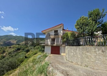Casa all\'aperto - Villa VIALE MONSIGNOR DOMENICO PETRONI
 
53, Cervicati - foto 89