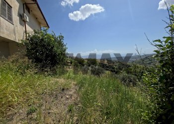 Vista delle montagne - Villa VIALE MONSIGNOR DOMENICO PETRONI
 
53, Cervicati - foto 104