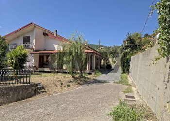 Casa all\'aperto - Villa VIALE MONSIGNOR DOMENICO PETRONI
 
53, Cervicati - foto 109