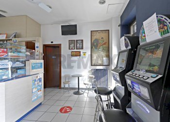 Soggiorno - Cafeteria - Cold Bar VIA MONTEGRAPPA
 
4, Monza - photo 5