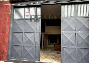 Edificio all\'aperto - Locale Commerciale corso San Vito
141, Mascalucia - foto 23