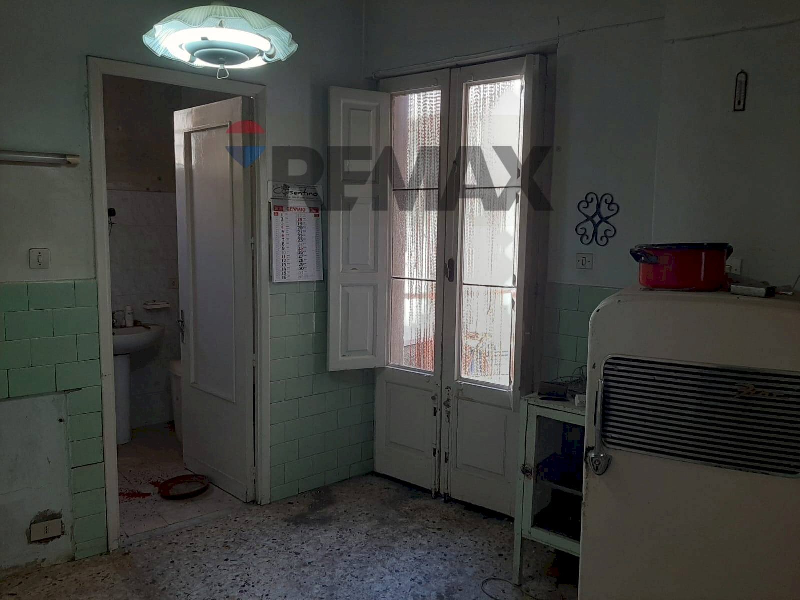 Cucina - Quadrilocale via vacca
 
53, Paterno - foto 3
