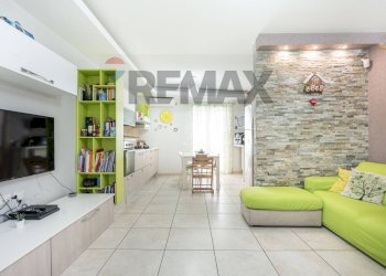 Sala da pranzo - Terraced Villa Via Ettore Majorana
 
8, Pedara - photo 8