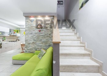 Scale - Terraced Villa Via Ettore Majorana
 
8, Pedara - photo 9