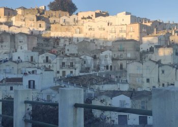 Edificio all\'aperto - Independent house Via del Meriggio
 
25/A, Monte Sant'Angelo - photo 2