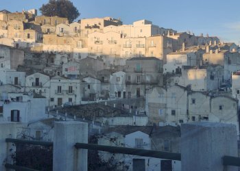 Edificio all\'aperto - Independent house Via del Meriggio
 
25/A, Monte Sant'Angelo - photo 3