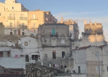 Edificio all\'aperto - Independent house Via del Meriggio
 
25/A, Monte Sant'Angelo - photo 7