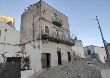 Edificio all\'aperto - Independent house Via del Meriggio
 
25/A, Monte Sant'Angelo - photo 10