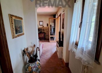 Hall / corridoio - Rustic Castagneto Carducci - photo 36