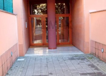Ingresso edificio - Bilocale Piazza dei Daini
 
4, Milano - foto 14