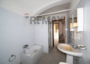 Bagno - Independent house Strada Della Cisa
 
82, Brescello - photo 25