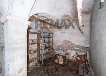 Dispensa di stoccaggio - Independent house Strada Della Cisa
 
82, Brescello - photo 28