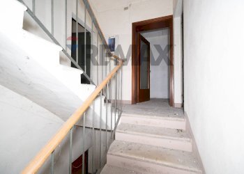 Scale - Independent house Strada Della Cisa
 
82, Brescello - photo 38