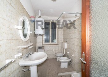 Bagno - Independent house Strada Della Cisa
 
82, Brescello - photo 42