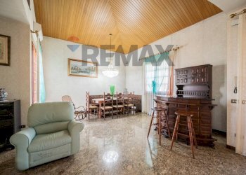 Sala da pranzo - Villa Via Vincenzo Bellini, Luzzara - photo 4