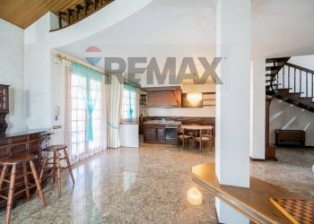 Sala da pranzo - Villa Via Vincenzo Bellini, Luzzara - photo 12