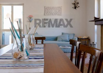 Sala da pranzo - Bilocale via Arimondi
 
19, Pachino - foto 2
