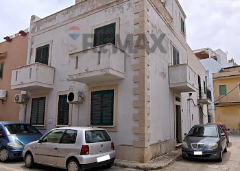 Edificio all\'aperto - Bilocale via Arimondi
 
19, Pachino - foto 3