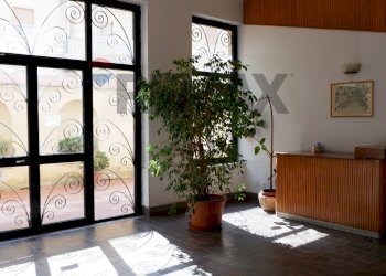 Ricezione / Lobby - Bilocale Via Bernardo Tanucci
97, Caserta - foto 6